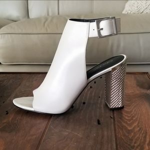 CALVIN KLEIN Norah Heels ⭐NEW⭐